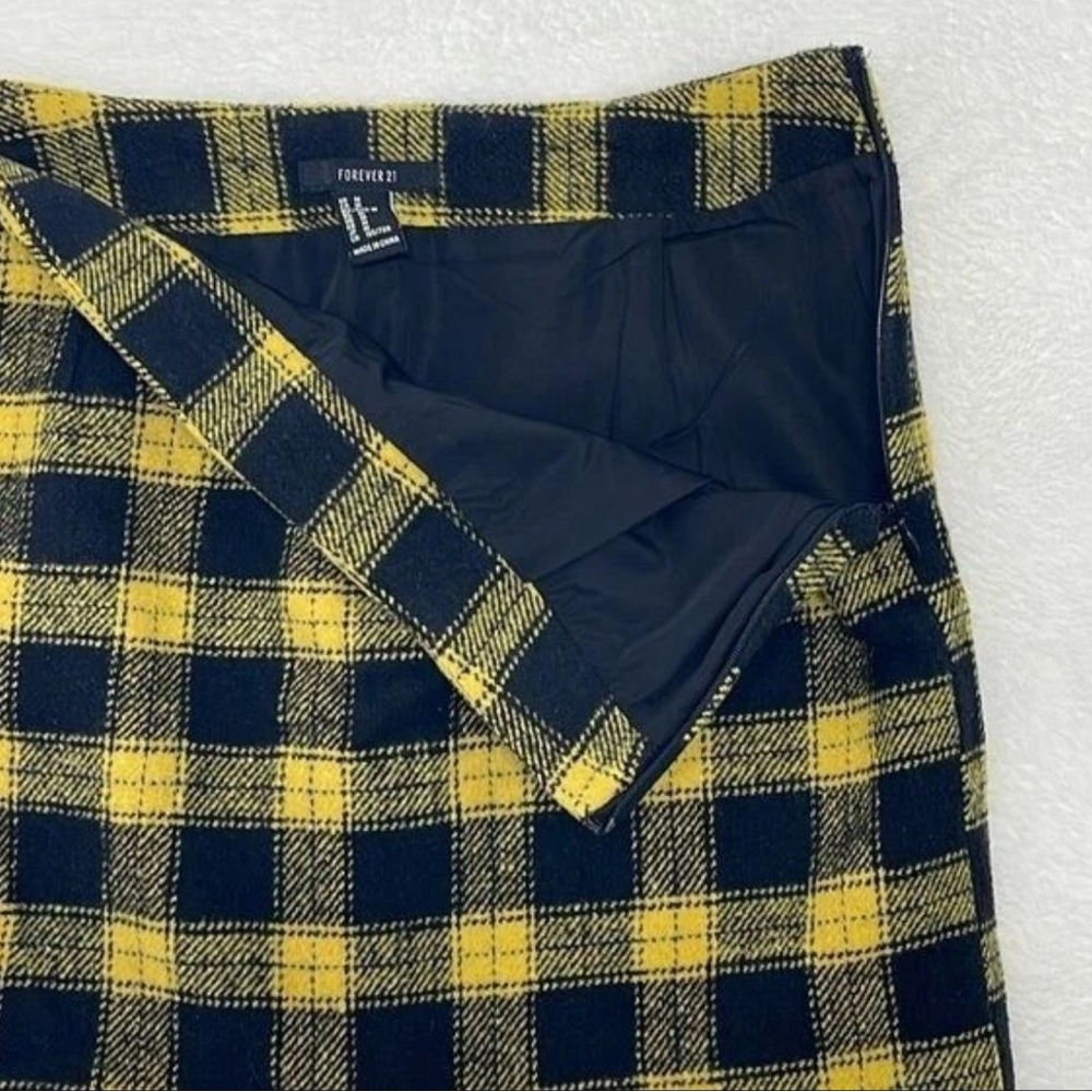 Forever 21 Plaid‎ Mini Skirt Black Yellow Sz Medium - Picture 3 of 7